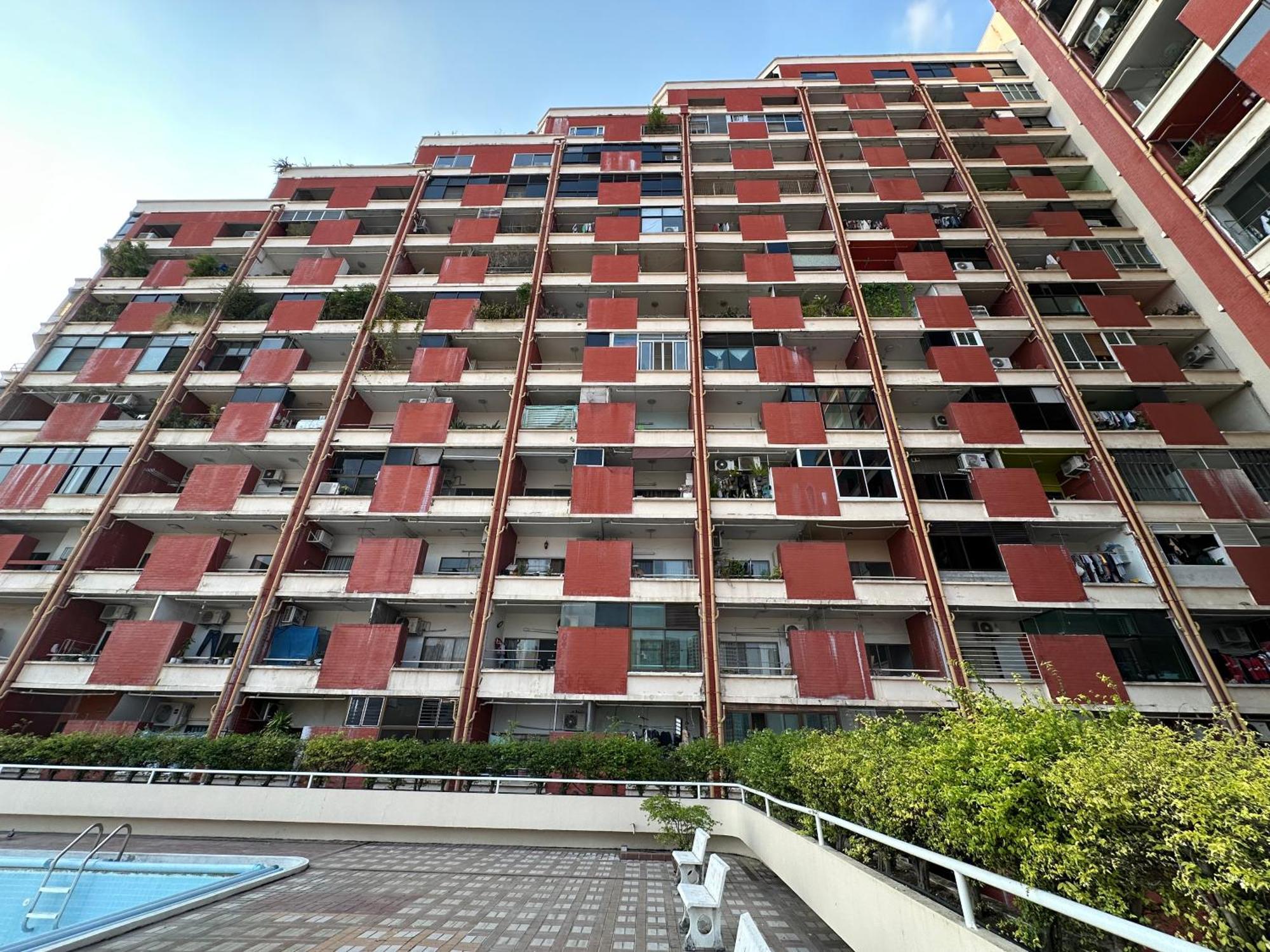 Country Complex Bangna Aparthotel Bangkok Esterno foto